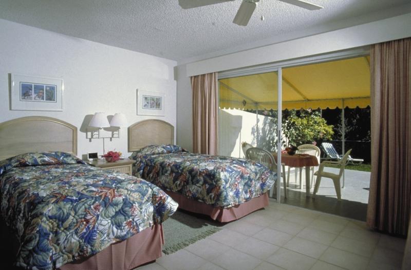 Bay View Suites Paradise Island Nassau Esterno foto